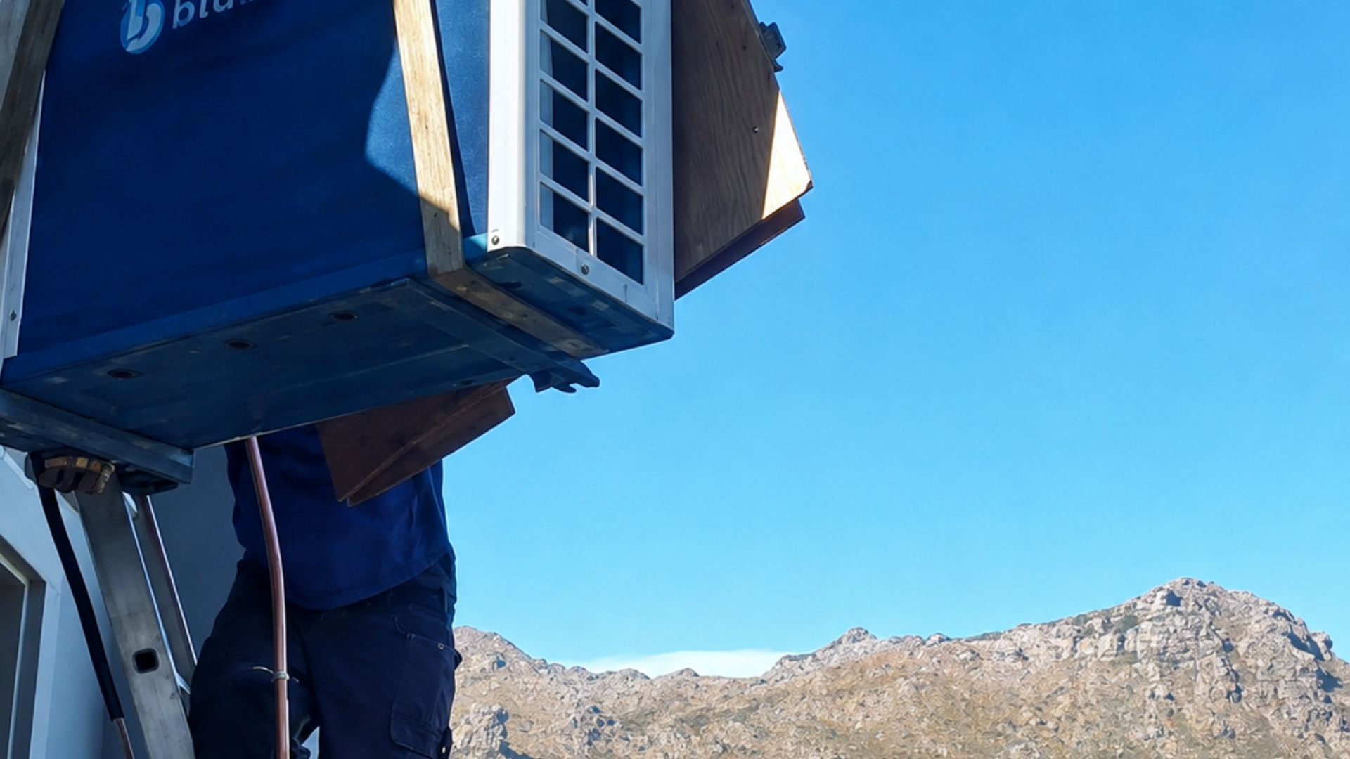 Cape Climate - Daikin inverter wall mounted split units installation